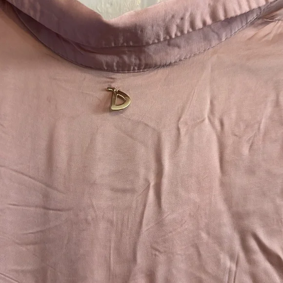 Top - Picture 8 of 15